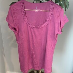 New York & Company Fuchsia Short Sleeve Top